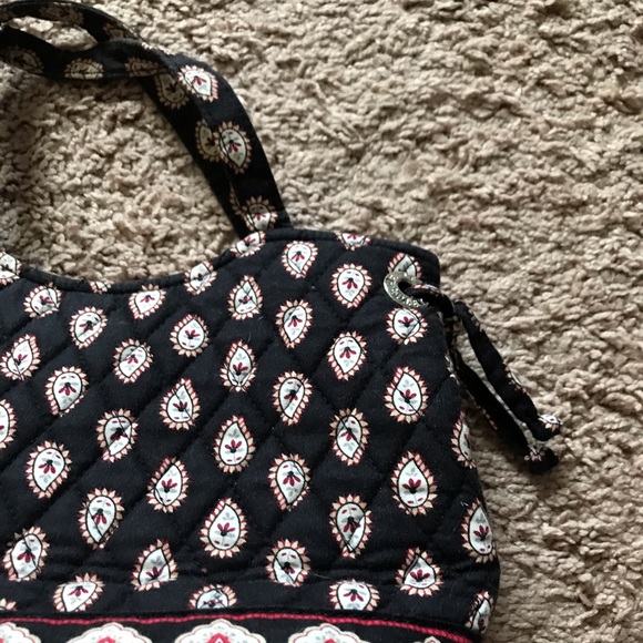 Vera Bradley black and white patterned purse - Picture 4 of 13